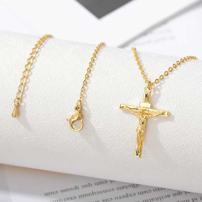 Christian Jesus Cross Necklaces For Women Men Stainless Steel Gold Color Chain Collar Choker Fashion Christ Necklace AccessoryXJ250121