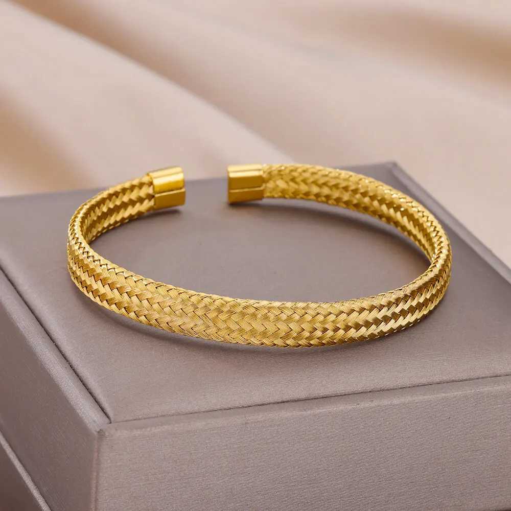 Prismatic stainless steel bracelet for women Classic adjustable opening Luxury Bangles Fashion Wedding Jewelry GiftX240925