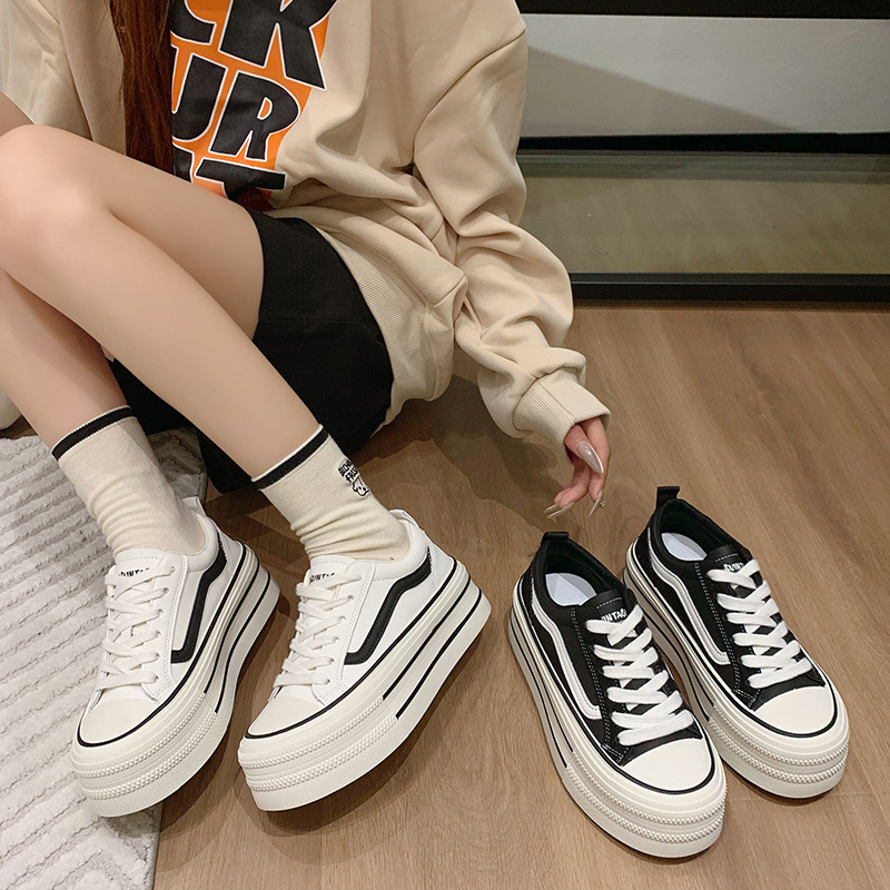 Thick-soled little white shoes women's new versatile casual sneakers for fall 2024 Free shipping