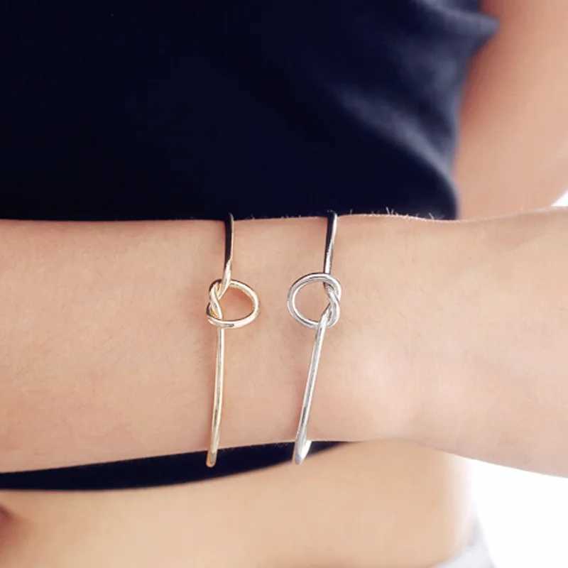 Trendy Round Circular Open Knot Heart Cuff Bangle Bracelets For Women Elegant Gold Color Jewelry Noeud Armband PulseirasX240925