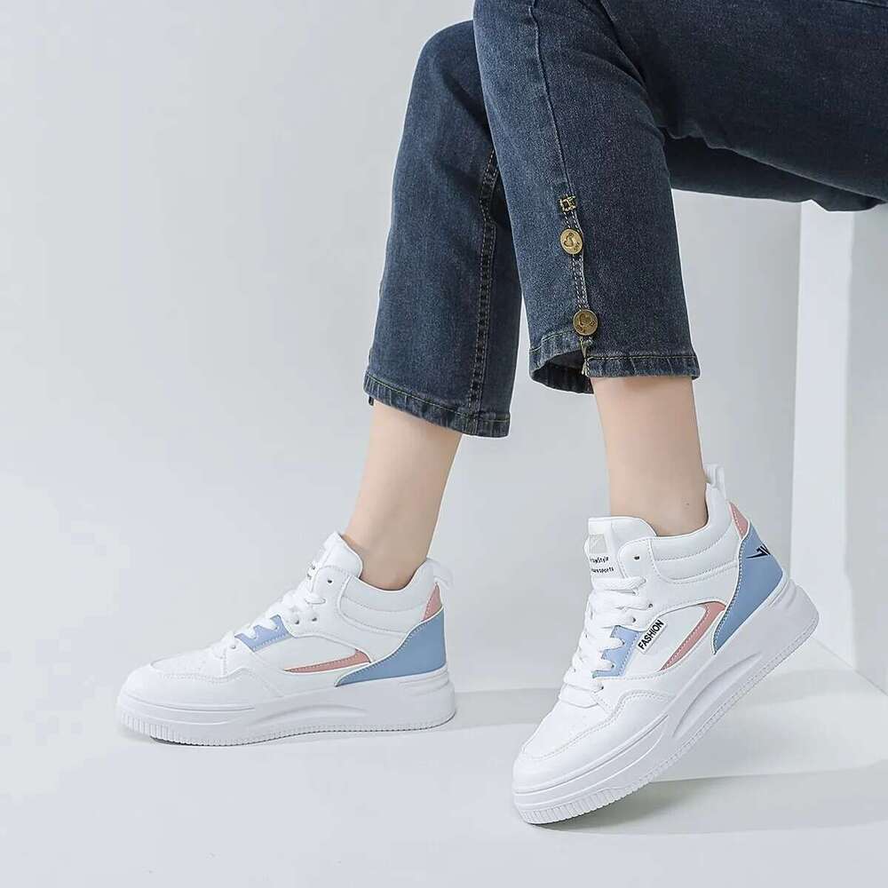 Women White Colorblock Lace-Up Front Skate Shoes High-top Light weight Work Sneakers for Indoor Outdoor Gym