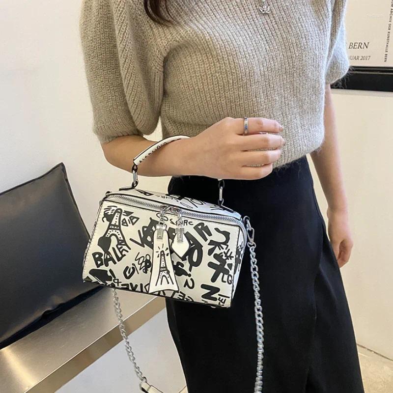 Drawstring Fashion Chic Graffiti Bags For Women 2024 Trend Design Leather In Handbag And Purse Casual Chain Shoulder Crossbody Bag