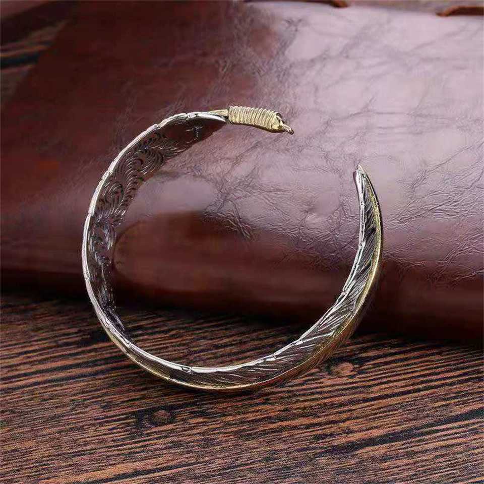 Vintage Carved Pattern Feather Bangle Bracelet Creative Design Opening Adjustable Men and Womens ModelsX240925