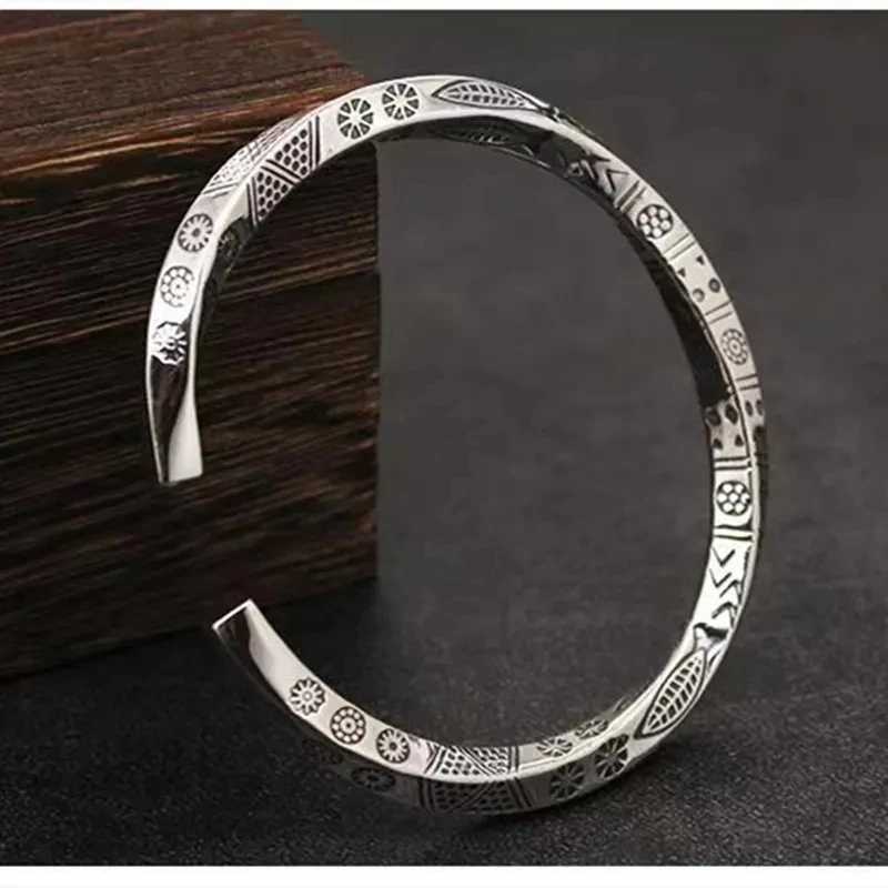Silver-Plated Mobius Open Bracelet Engraved Totem Infinite Loop Cuff Bangle for Men and Women Trendy Party Jewelry GiftX240925
