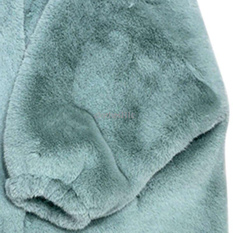 Lautaro Winter Oversized Warm Soft Fluffy Faux Fur Coat Women Drop Shoulder Long Sleeve Casual Loose Korean Fashion 2021