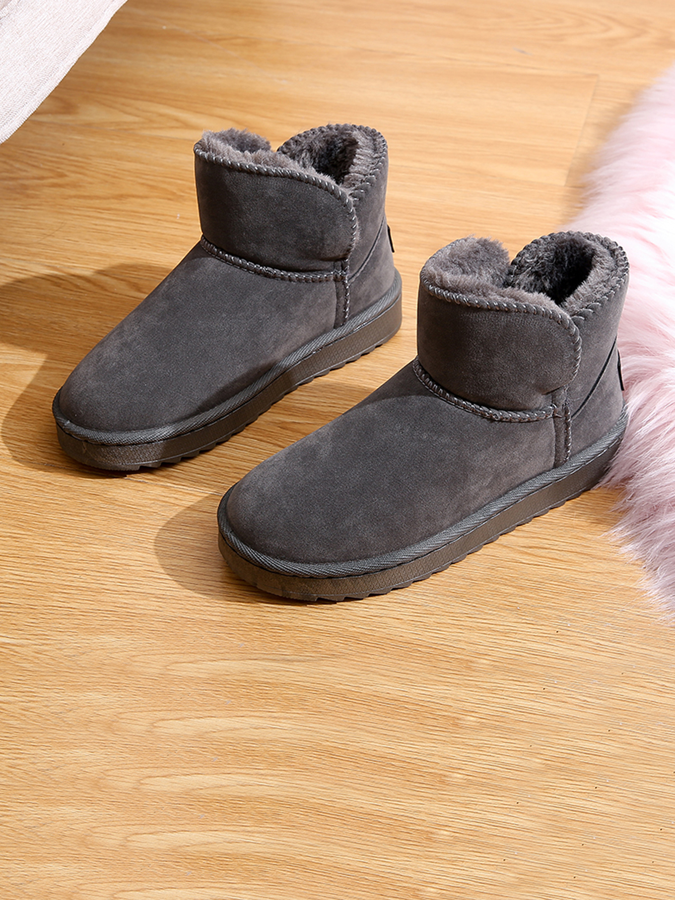 Insulated Women's Snow Boots for Cold Weather - Durable & Comfortable