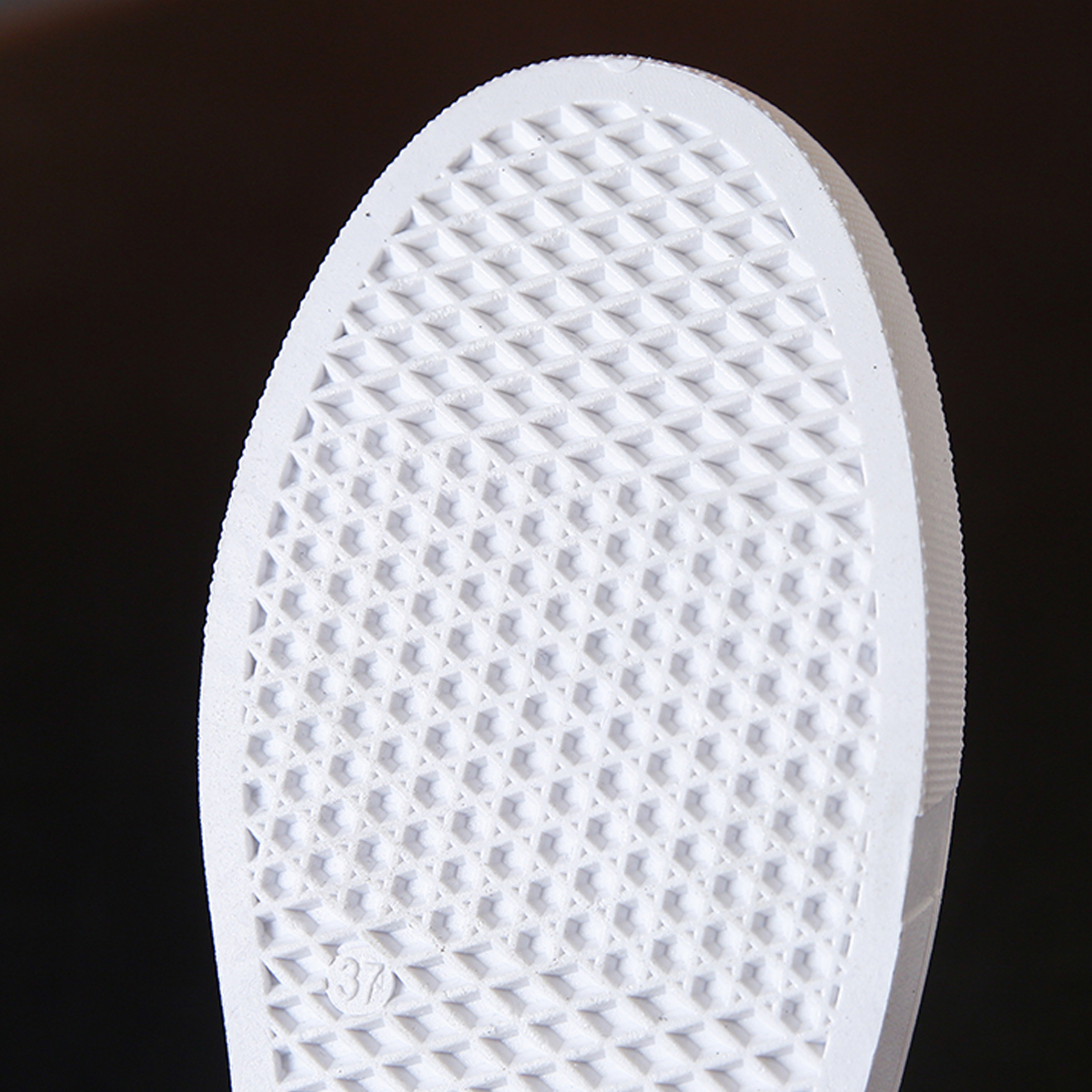 Trendy Ladies' Sportswear - Lightweight Gym Shoes with Non-Slip Sole