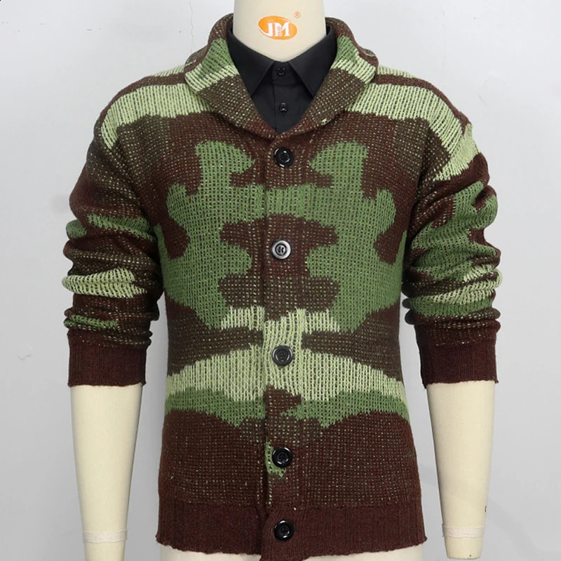 Mens Cardigan Sweater AutumnWinter Camouflage Jacquard Flip Collar Slim Fit Woolen Outerwear Jacket 240910