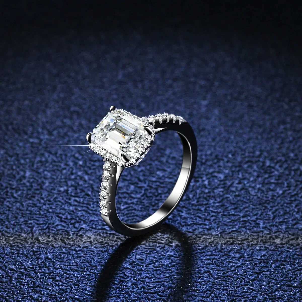 Luxury Platinum PT950 Mo Silica Diamond Ring Womens Wedding Ring Geometry 2 Ct Diamond Ring Jewelry Rectangular Jadeite W240925
