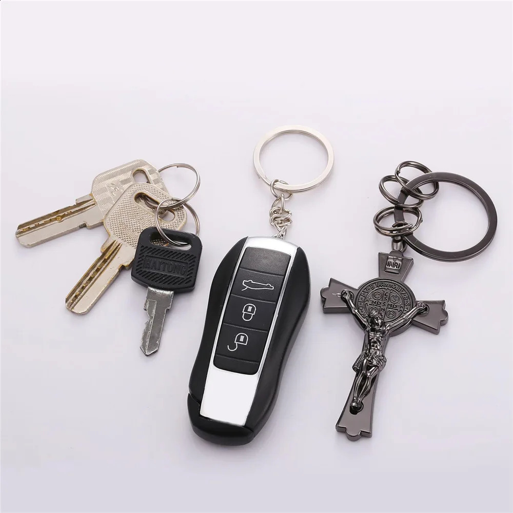 U7 Classic Cross Saint Benedict keychain wholesale gold mens keychain holder keychain with box K007 QC24 240924