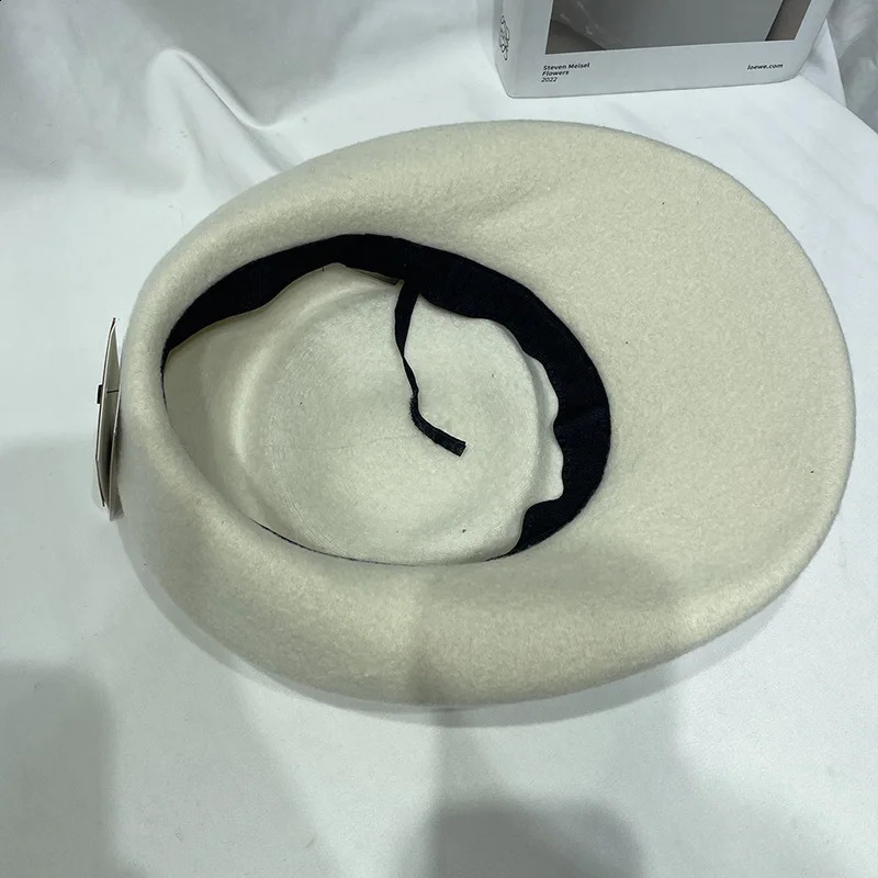 Womens er Hat Winter Wool Felt Beret Bottom Hat Exclusive Full Width Brim Race Hat Fascinator Party Hat 240921