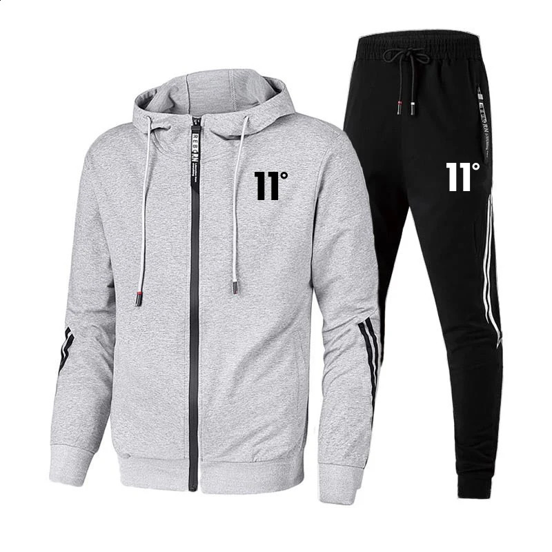 Tracksuit Mens Fashion Selling Hoodie Travel Parkas Jacket and Sports Pants Set Outdoor Leisure Day Wear 240914