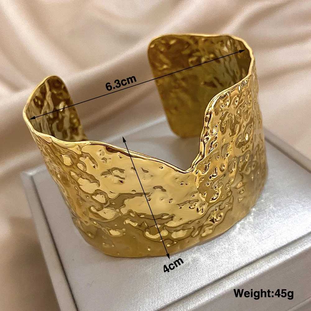 Irregular Wrinkle Texture Stainless Steel Bangle Bracelet for Women Hammered Chunky Gold Plated Open Bracelet Waterproof JewelryX240925