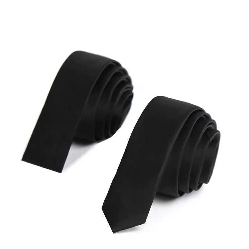 Ultra thin tie 3cm (black 3.5cm) satin red w black solid tie handmade fashionable mens tight fitting narrow collar for wedding parties Y240925