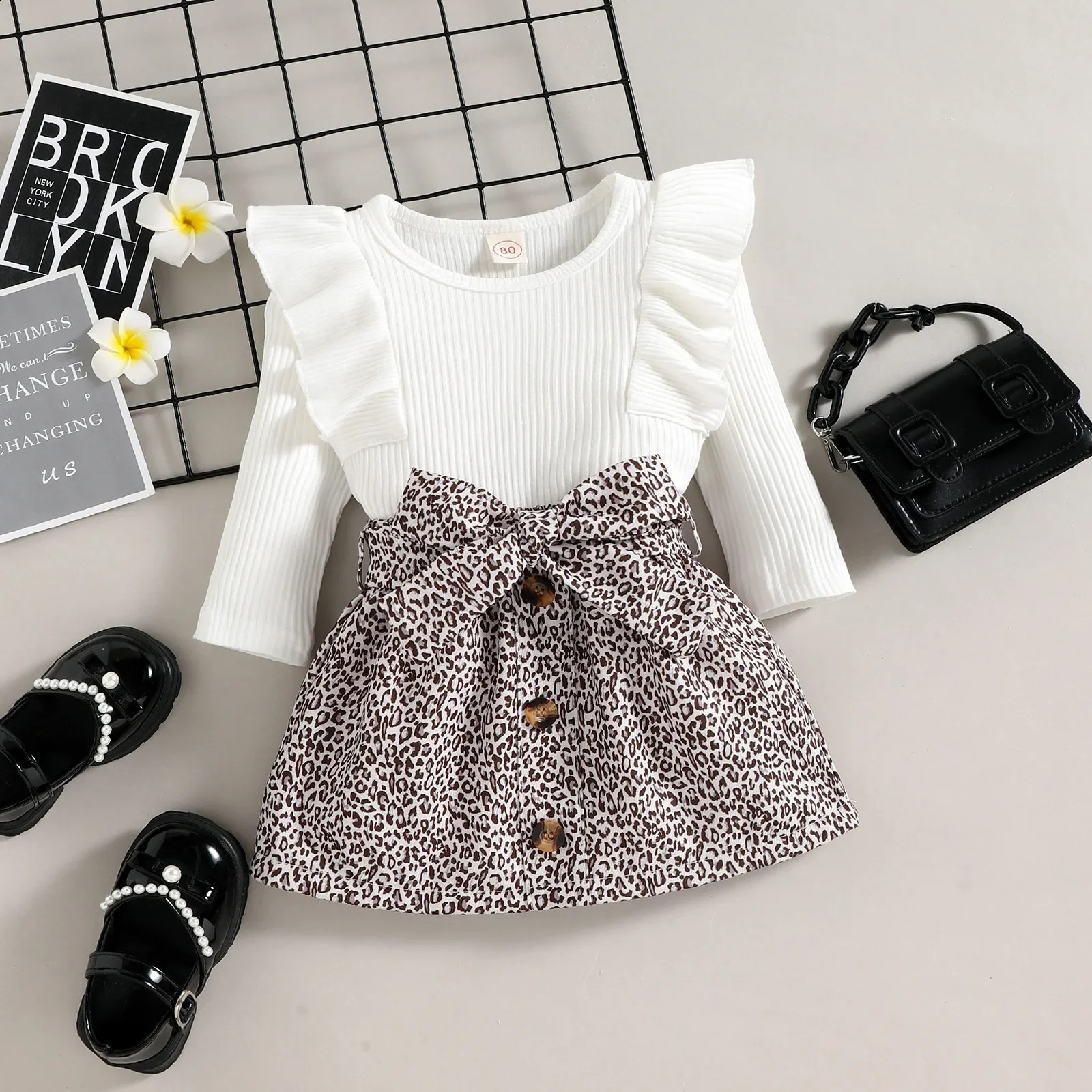 Girls classic checkered clothing set with cardigan and skirt baby girl childrens elegant spring autumn 240925