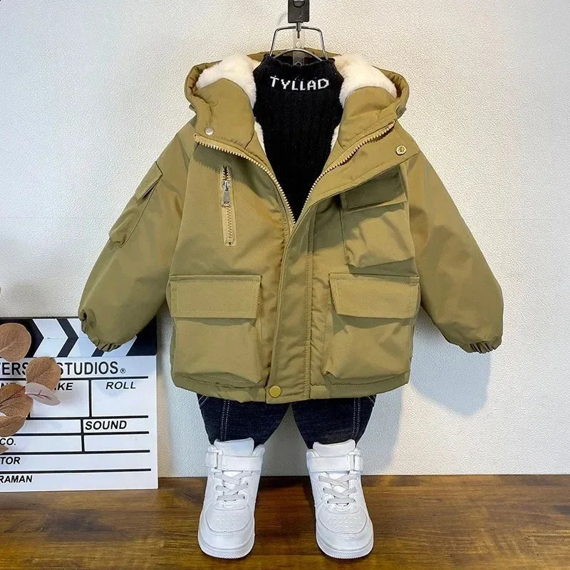 Winter Boys Jacket Children Clothing Keep Warm Cotton Thicken Coats Kids Zipper Hooded Outerwear Plus Velvet Jackets 240921