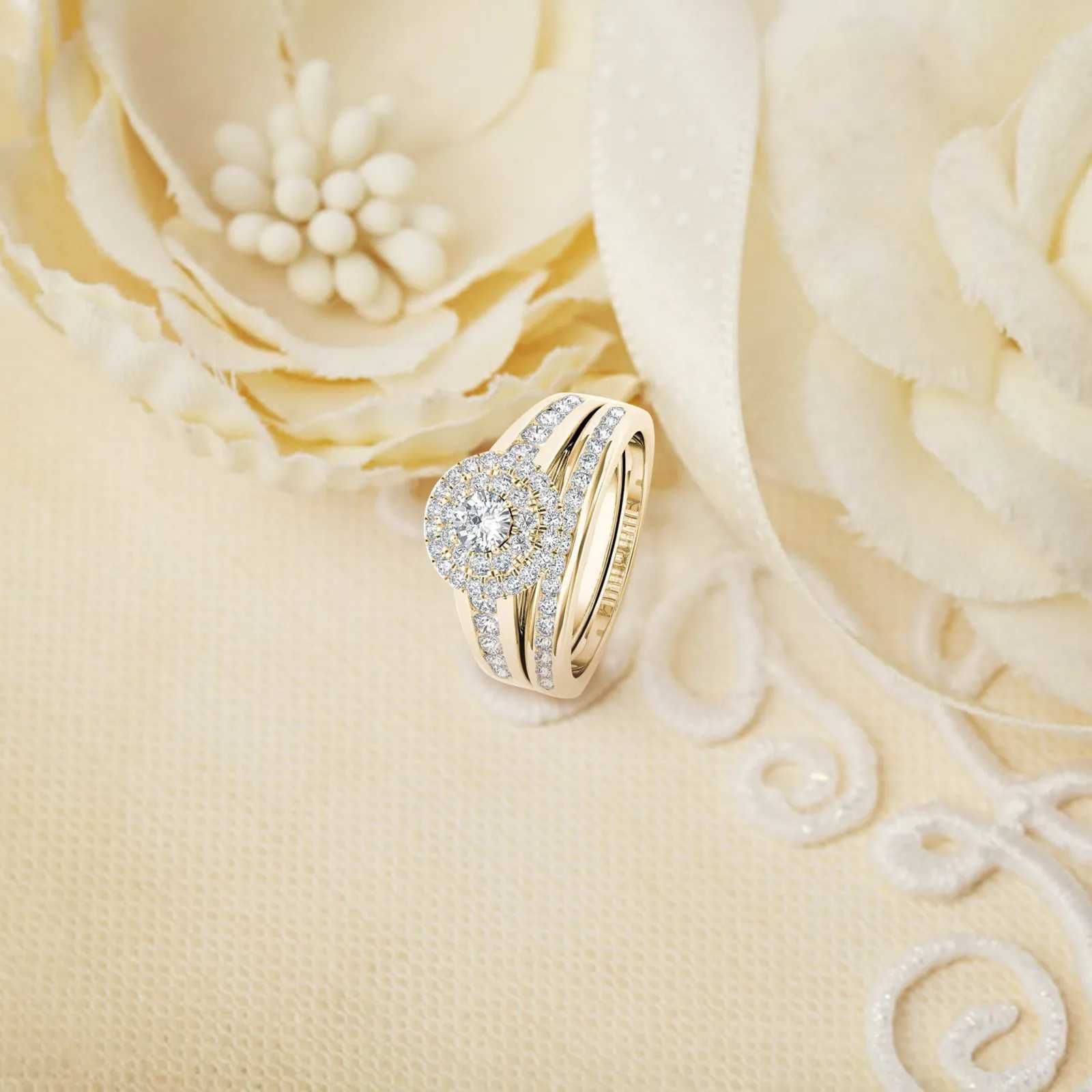 Fashionable Charm Sparkling Zircon Silver Ring Luxury New Design Womens Engagement Party Jewelry Gifts Crystal Ring Zircon Anillo W240925