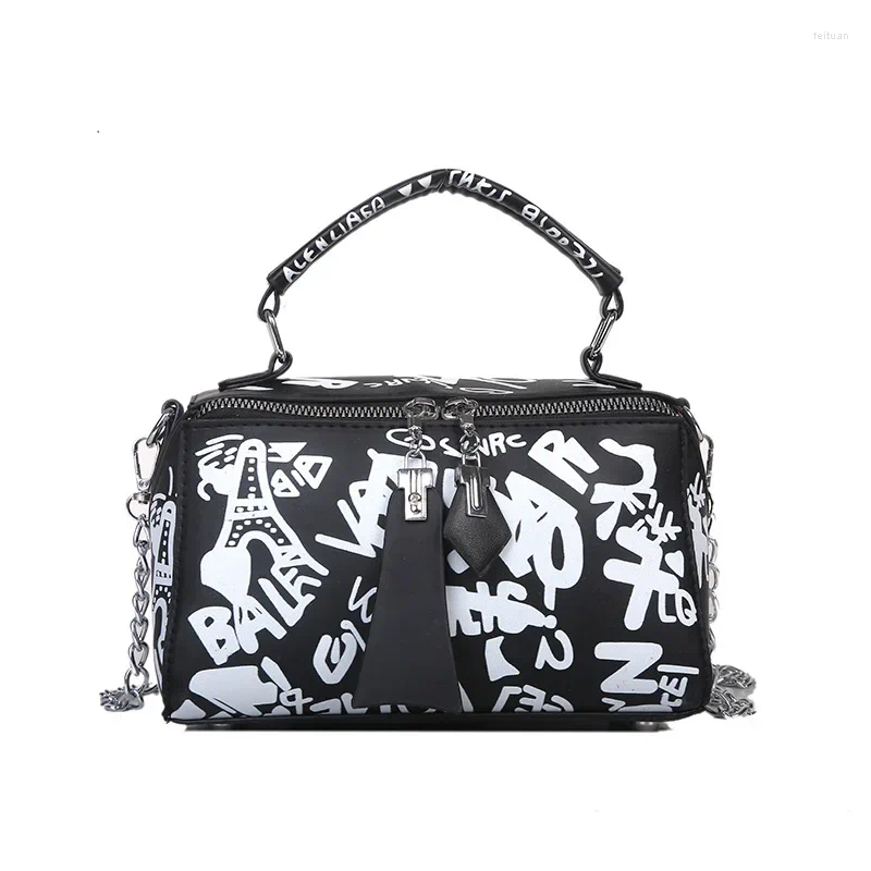 Drawstring Fashion Chic Graffiti Bags For Women 2024 Trend Design Leather In Handbag And Purse Casual Chain Shoulder Crossbody Bag