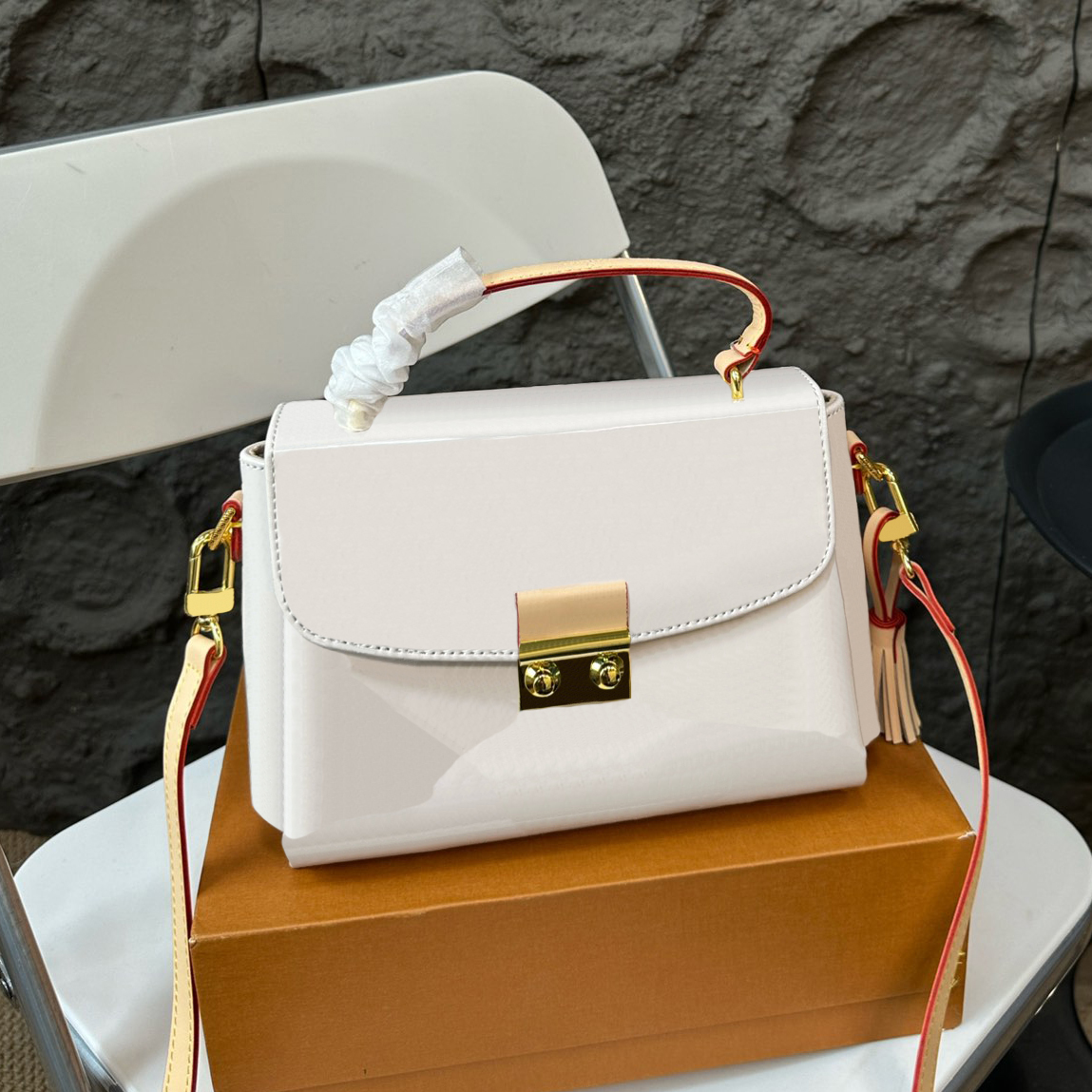 26ss crossbody bag handbags women Patent Leather luxury bag ladies Fashion solid color print handbag with dust bag