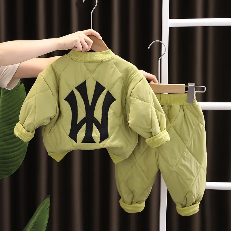 Childrens ner y Clothing Winter Fashion Thick Boys Cotton CoatPants Set Christmas 240925