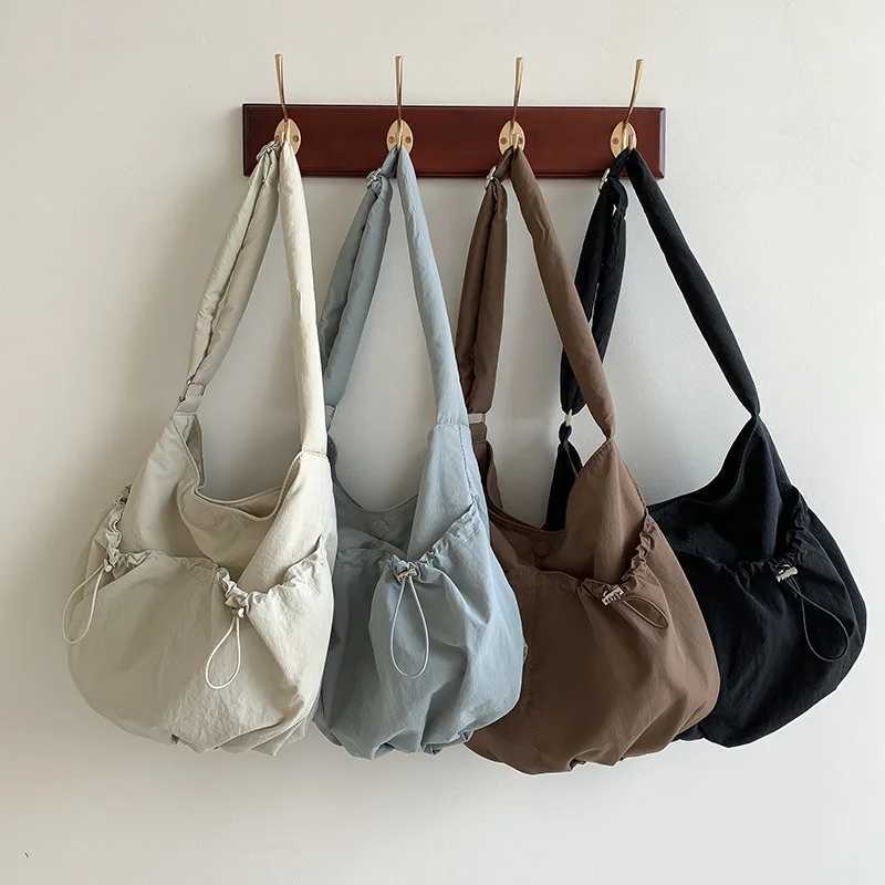 College Students Pleated Bag Casual Niche Korean Nylon Bag Large Capacity Female Crossbody Bag Solid Color Trendy Shoulder Bag Z240924