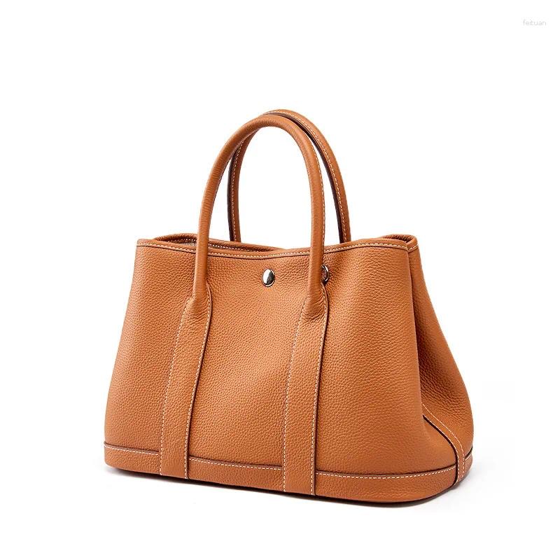 Bucket Shoulder Bag Women's Genuine Leather Crossbody Handbag - Large Capacity, Hundred Popula Style For Leisure & Shopping