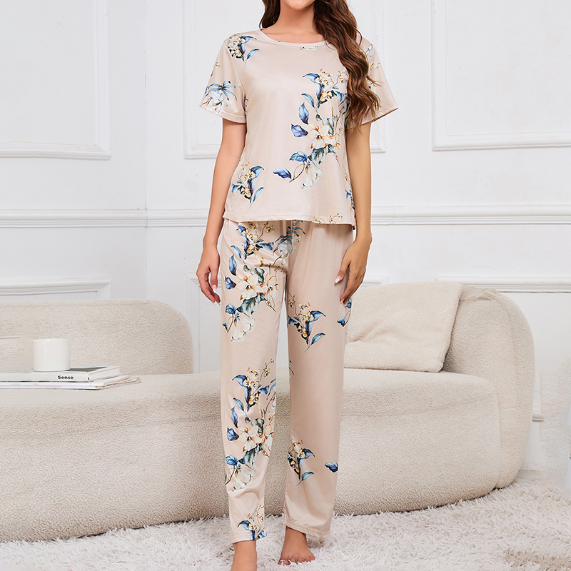 Women's Short Sleeve Crew Neck Top With Shorts And Pants 3 Piece Loungewear Sleepwear Lounge Sets Nighty Print Casual Pama Set