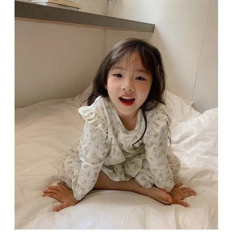 Kids Pajamas Spring Autumn Long Sleeve Princess Fashion All-match Princess Lace Lovely and Sweet Girls Clothes 240921