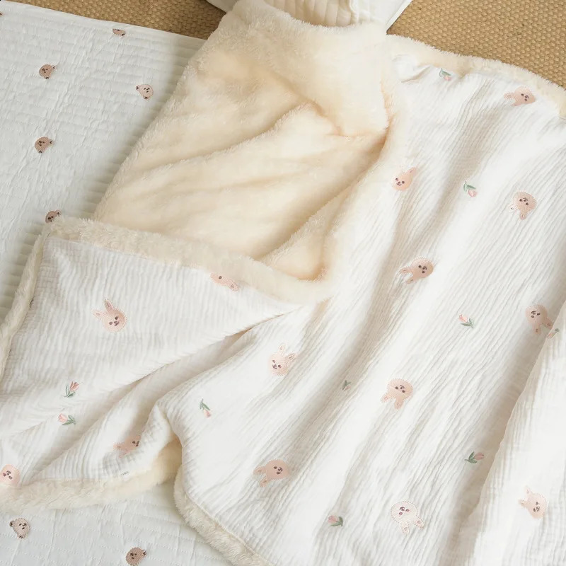 Thicken autumn and winter baby comfort blanket born blanket embroidered pattern blanket 240920