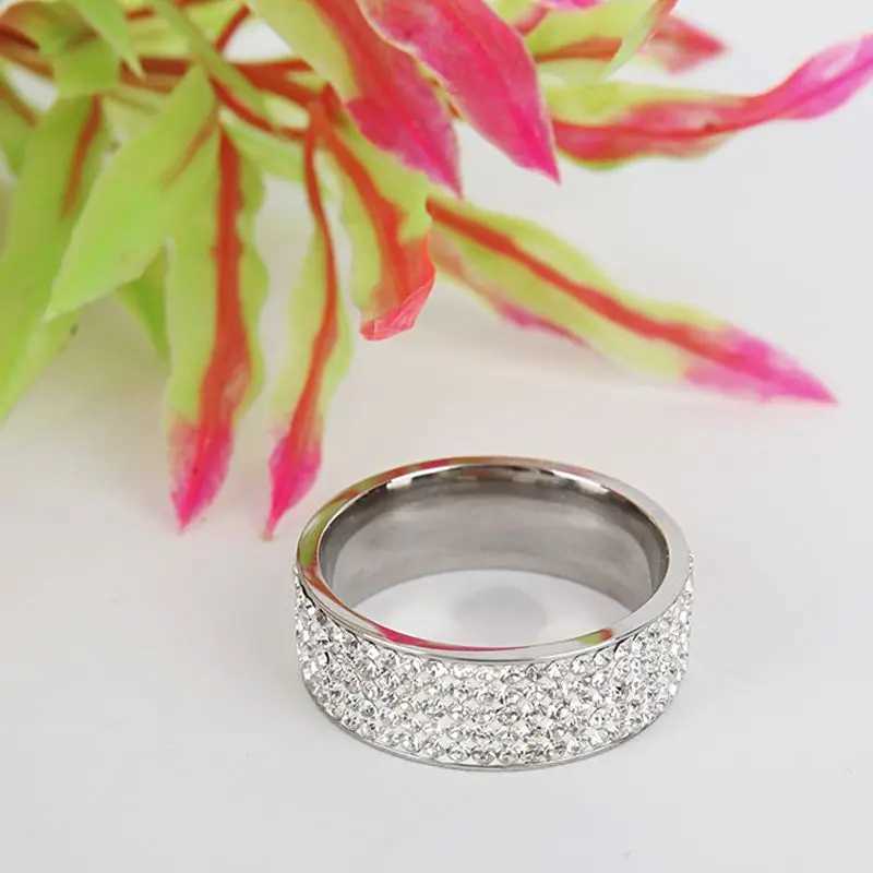 Womens luxury stainless steel ring crystal rhinestone engagement ring band fashion jewelry size 7-12 W240925