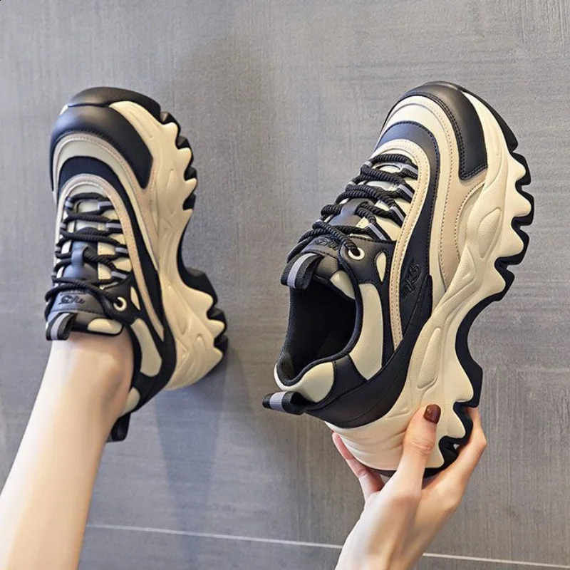 Sneakers Women Casual White Shoes 8CM Fashion Height Increasing Thick Bottom Spring Platform Leather Woman Chunky Sneakers 240924