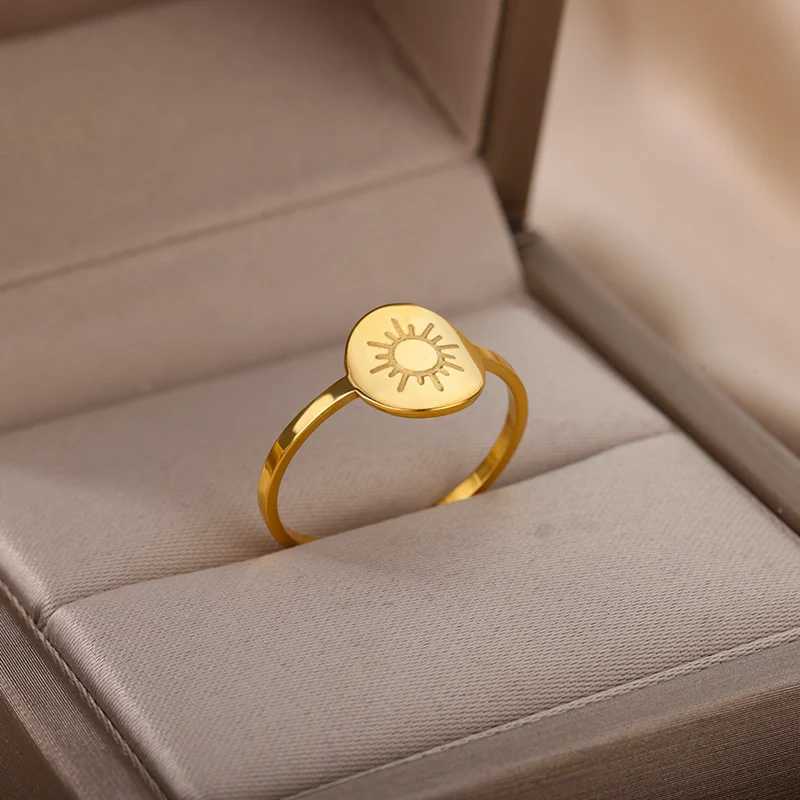 Stainless steel sun ring womens retro gold wedding couple ring womens jewelry gift anillos accesorios mujer W240925
