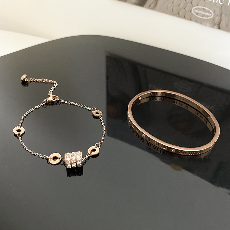 2025 new Bracelet For Women Designer jewelry Bracelets Gold Sier Plate Dia Fashion Charm Chain Wedding Gift Party Free shipping