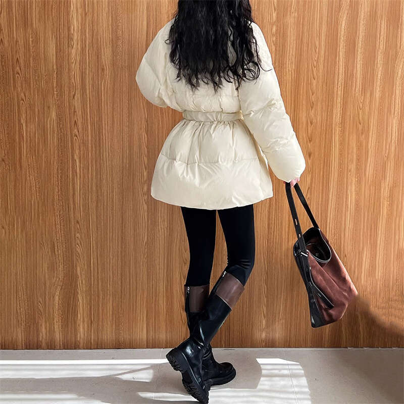 High Quality Winter New Women's V-Neck Waist Tie 90 White Duck Thick Down Y2k Fashion Slim Warm Jacket 2024