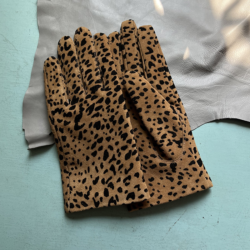 Suede leather gloves women's short leopard print leather gloves men's same style driving motorcycle gloves Spring and autumn gloves