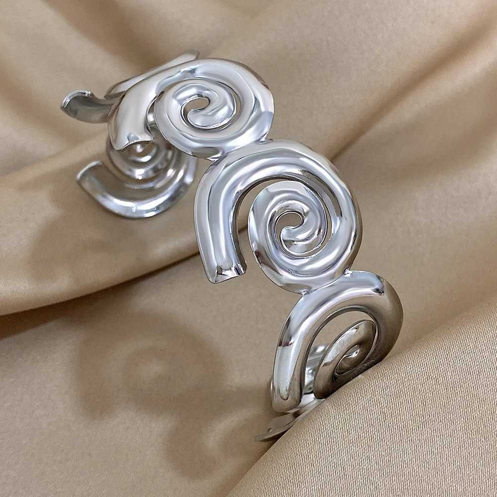 Stylish Stainless Steel Spiral Cuff Bracelet For Women Men Unique Rotating Design Open Cuff Waterproof Jewelry GiftsX240925