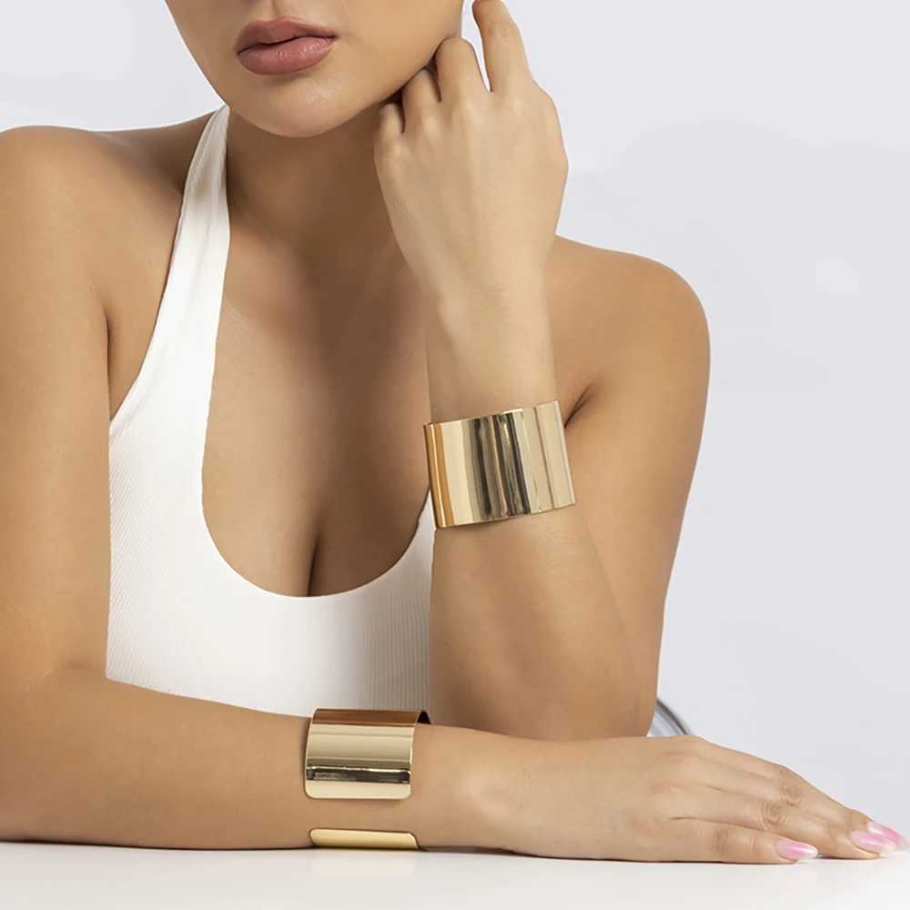 Lacteo Gold Color Smooth Wide Cuff Bracelets Simple Open Big Bangle for Female Women Charm Jewelry Fashion Punk Gifts NewX240925