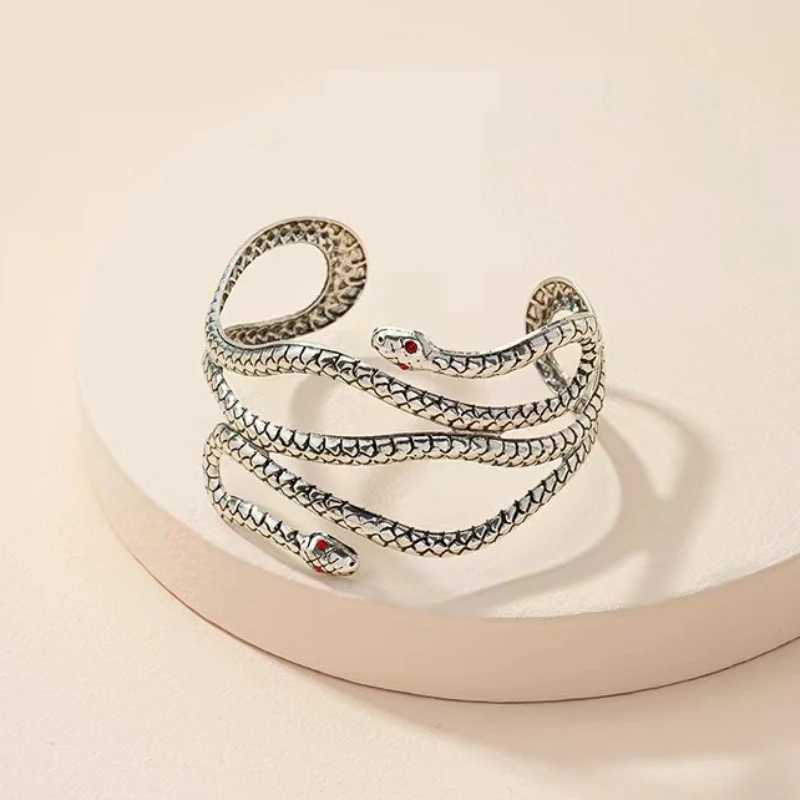 Hip Hop Fashion Snake Bracelet For Women Girls Geometric Holiday Party Gift OL Fashion Jewelry B056X240925