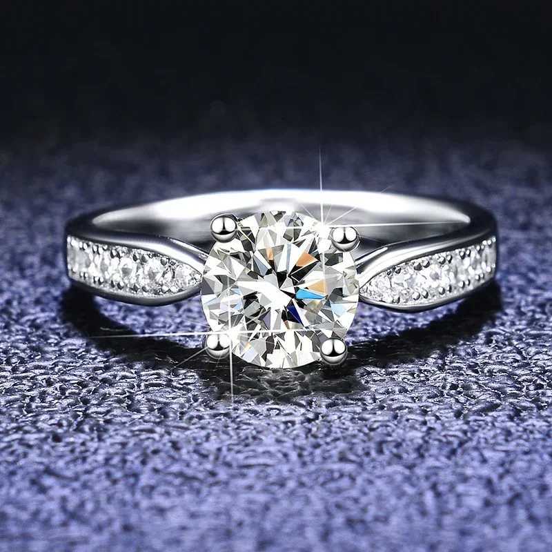 Solid PT950 Platinum Ring 1 CT Moissanite Diamond Ring Luxury Wedding Band Exquisite Jewelry Womens Gift Accessories W240925