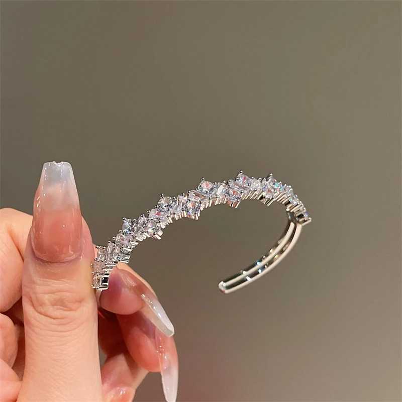 Silver Plated Full Rhinestone Open Bangle For Women 2023 New Design Luxury Hollow Versatile Bracelet Wedding Jewelry Party GiftX240925