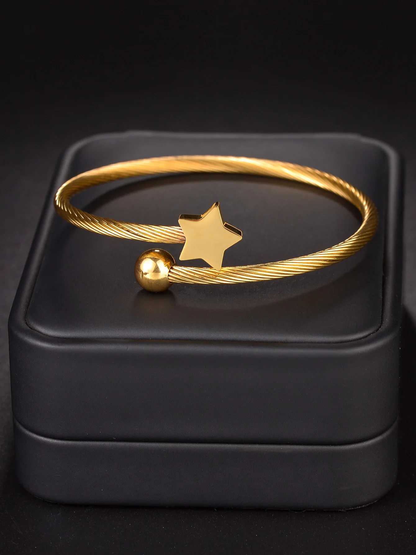 Hip Hop Stainless Steel Bracelet Adjustable Open Cuff Charm Bangle for Men Women Punk Heart Bracelets Lovers Jewelry GiftsX240925