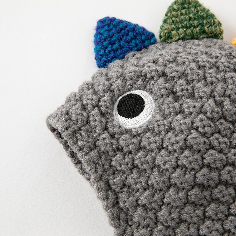 Dave Bella Baby Winter Hat Cute Boys and Girls Warm Dinosaur Knitted Childrens Earrings Toddler DB4224506 240925