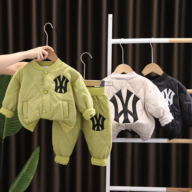 Childrens ner y Clothing Winter Fashion Thick Boys Cotton CoatPants Set Christmas 240925