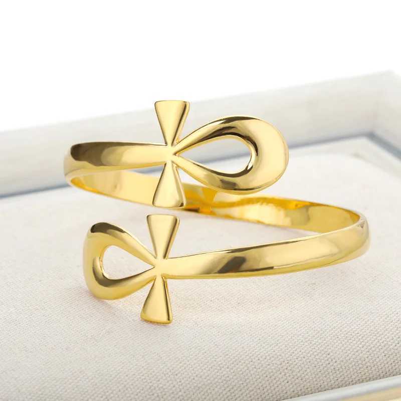 Egyptian Ankh Cross Bracelet Bangles For Women Men Vintage Stainless Steel Key of Life Bracelet Couple Femme Punk Jewelry GiftX240925
