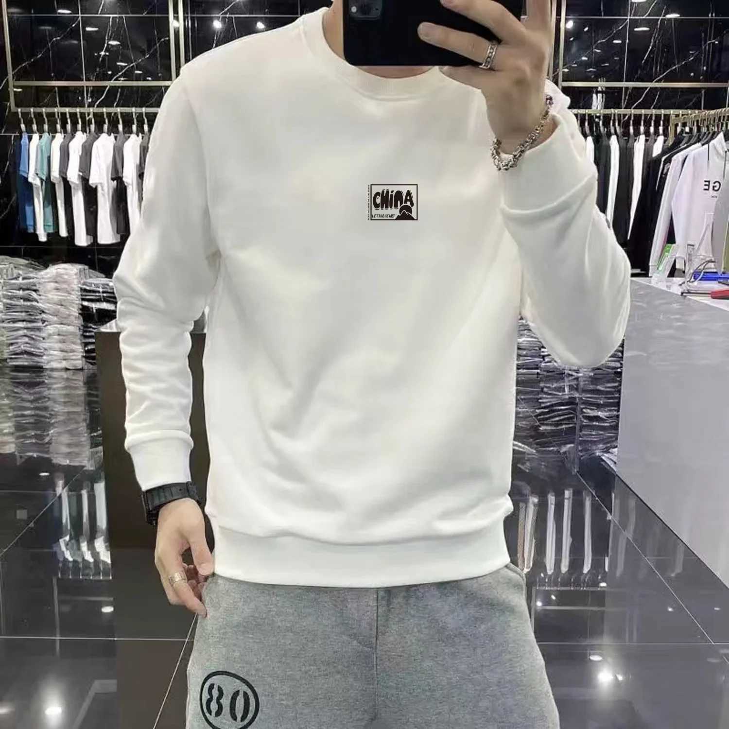 Male Clothes Round Neck Pullover Hoodieless Hip Hop Black Crewneck Sweatshirt for Men Luxury Streetwear Aesthetic Simple Top SX240925