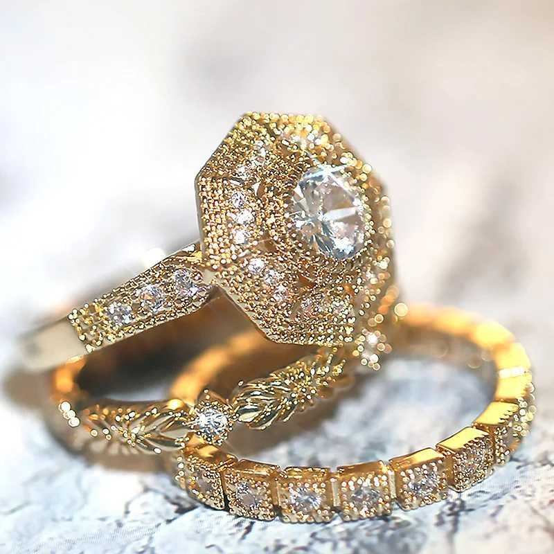Huitan Trendy Luxury 3 PC Bridal Ring Set Noble Royal Gold Cube Zircon Factory Wholesale Womens Midi Ring W240925