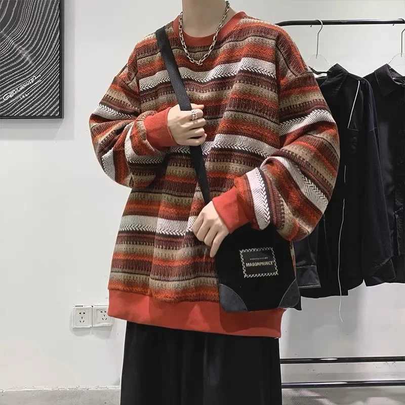 Vintage Striped Sweatshirt Mens Casual Loose Fit Round Neck Top Korean Trendy Brand Idle Style Pullover Jacket Spring AutumnX240925