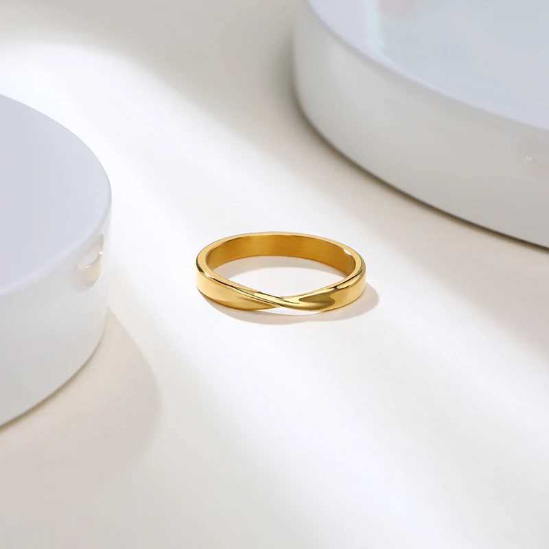 Thin 3mm Womens M bius Ring Charm Stainless Steel Twisted M bius Wedding Ring Unlimited Love Gitfs W240925
