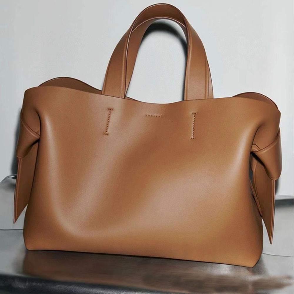 designer bag Fashion Musubi Handbag tote bag Leather Messenger Shoulder Carrying Womens Capacity Composite Shopping Bag