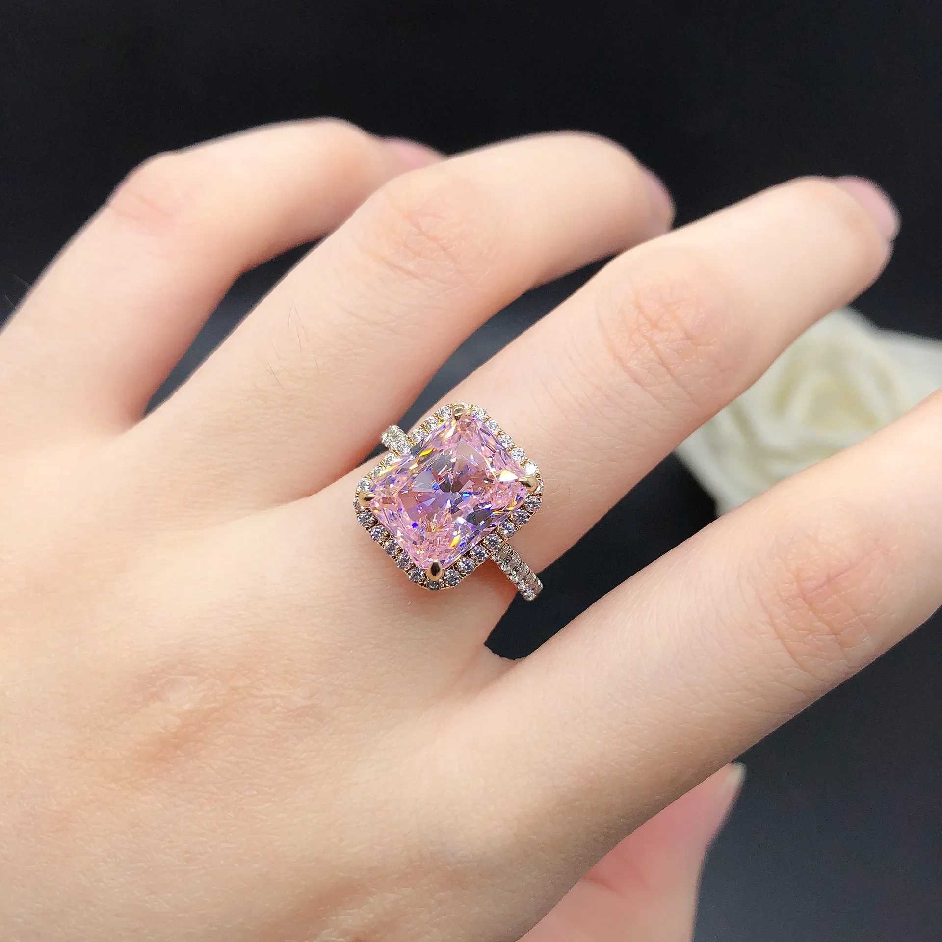 Solid color 14K white gold AU585 white gold PT950 5-carat pink diamond ring Pink diamond fashionable simple square diamond ring W240925